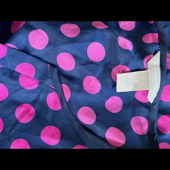 Banana Republic Sleeveless Blouse - Picture 2 of 2